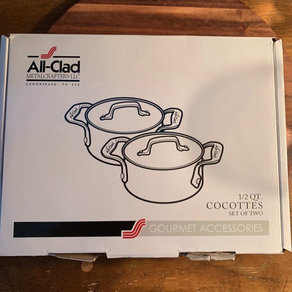All-Clad set of two coquettes